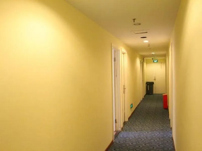7Days Inn Shanghai Guilin Road Metro Station 2*,
